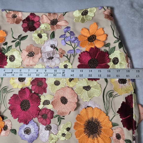The Pants Store Endless Rose Floral Embroidered Mini Skirt Medium NWT - Picture 4 of 8